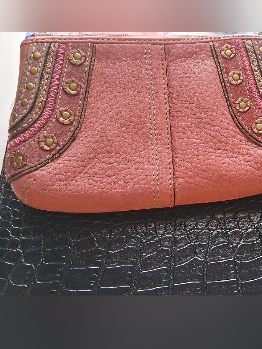 Vintage Coach Pink Leather Studded Wristlet - Picture 2 of 12